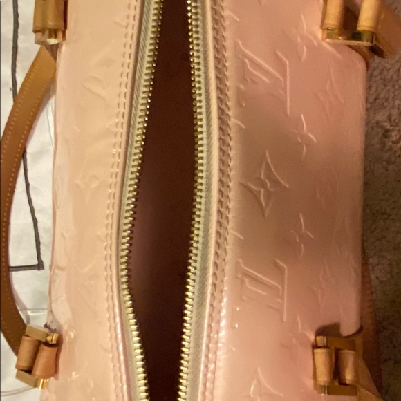 V Marshmallow Monogram Vermis Bedford Bag - Picture 10 of 11